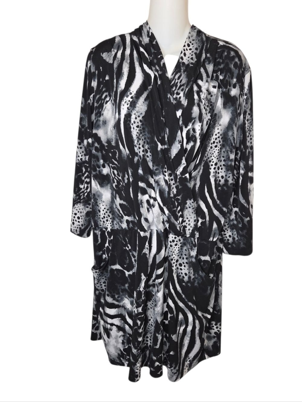 Chico's Animal Print Faux Wrap Dress, Size 0 (Small), Zebra Leopard, Pockets